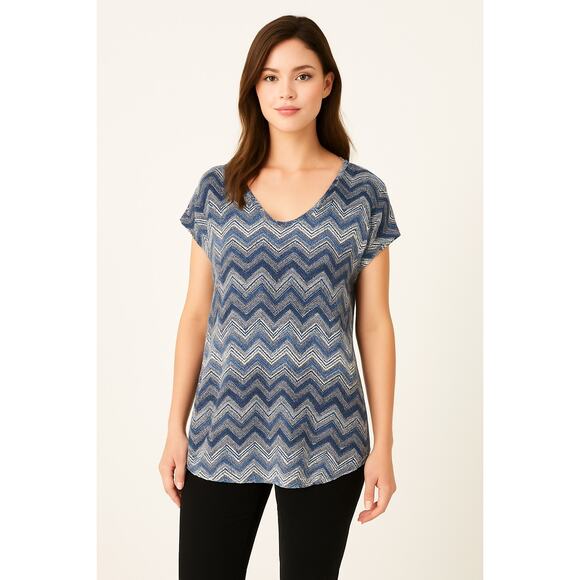 2/$30 24/7 by Maurices Chevron Zigzag Print Tee Medium Women Blue V‑Neck - Picture 1 of 9